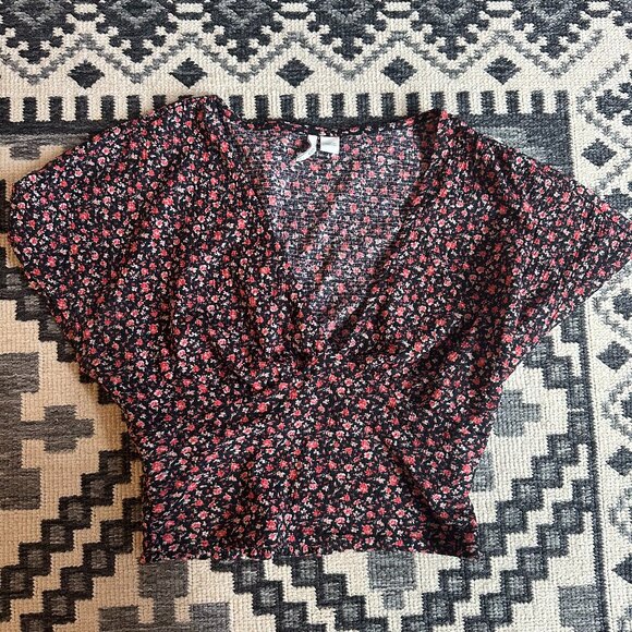 Floral Crop Top Size XS - Picture 1 of 3
